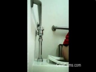 versteckte toilette video
