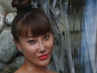 big_tits_asian_babes